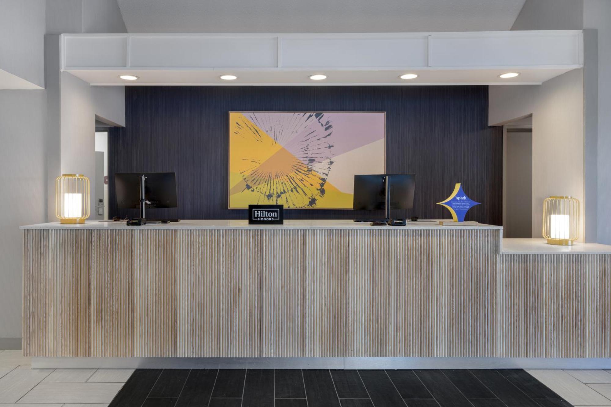 Spark By Hilton بنتونفيل المظهر الخارجي الصورة